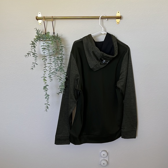 MENS Under Armor jacket - Picture 2 of 2